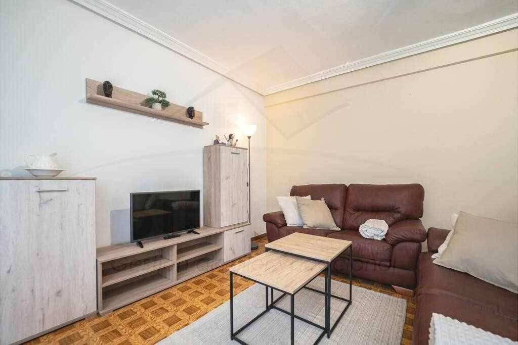 El Llar Del Gueelu Apartamento Gijón Exterior foto