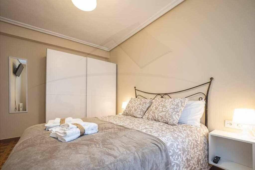 El Llar Del Gueelu Apartamento Gijón Exterior foto